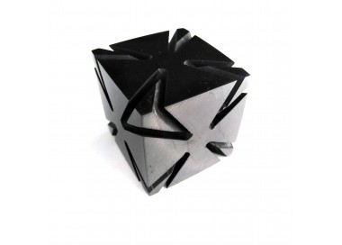 Black cube shungite against 5g