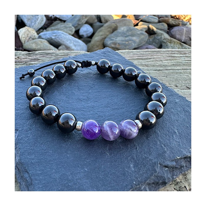 Bransoletka z ametystem na sznurku z szungitem