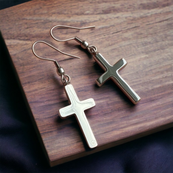 Kolczyki krzyżyki stal chirurgiczna