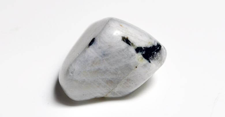 Moonstone gemstone meaning