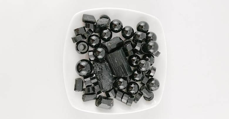 Black tourmaline healing properties